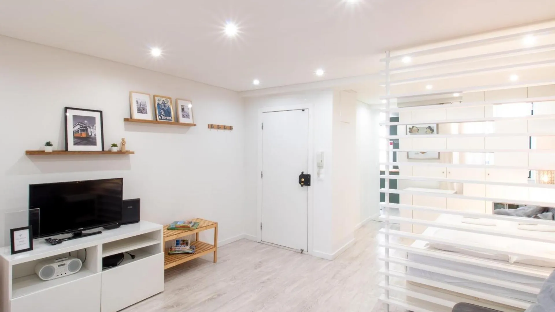 Madalena Second Floor Appartement Lissabon