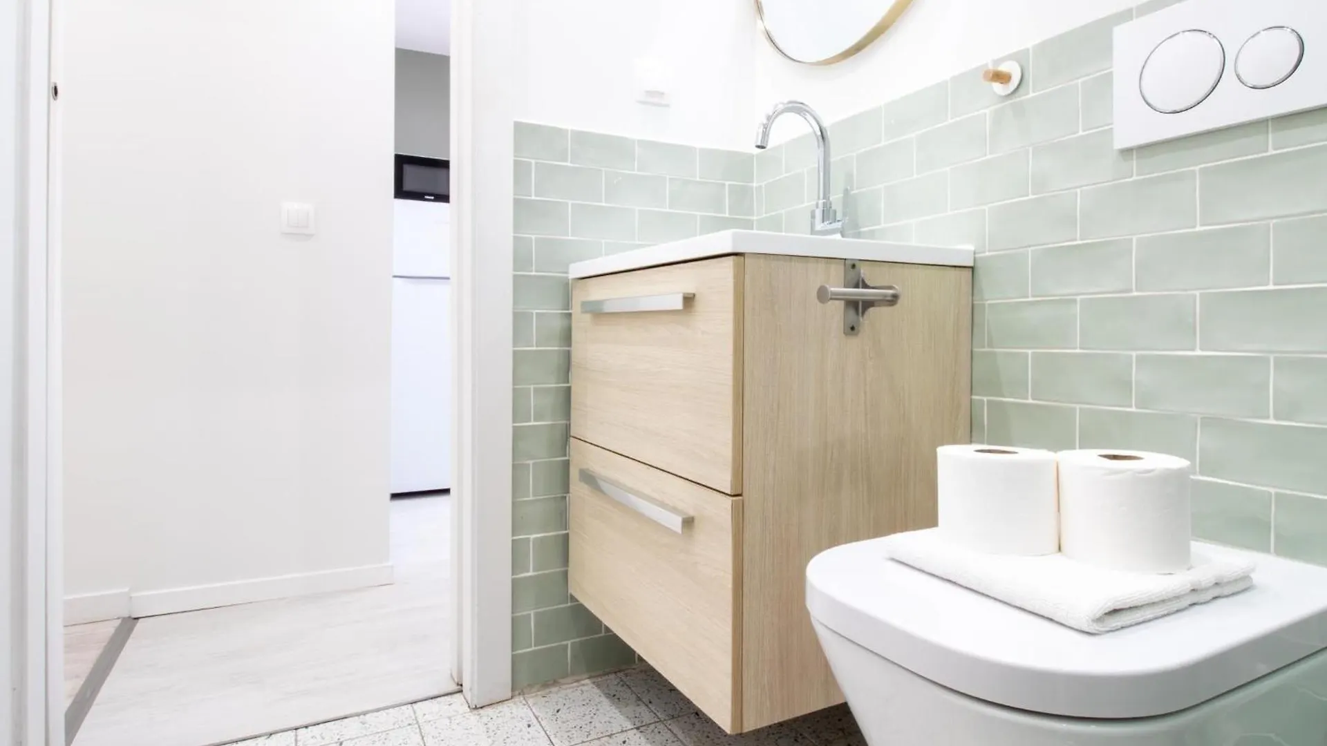 Madalena Second Floor Appartement Lissabon